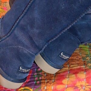 Koolaburra by UGG Blue Suede Boots
